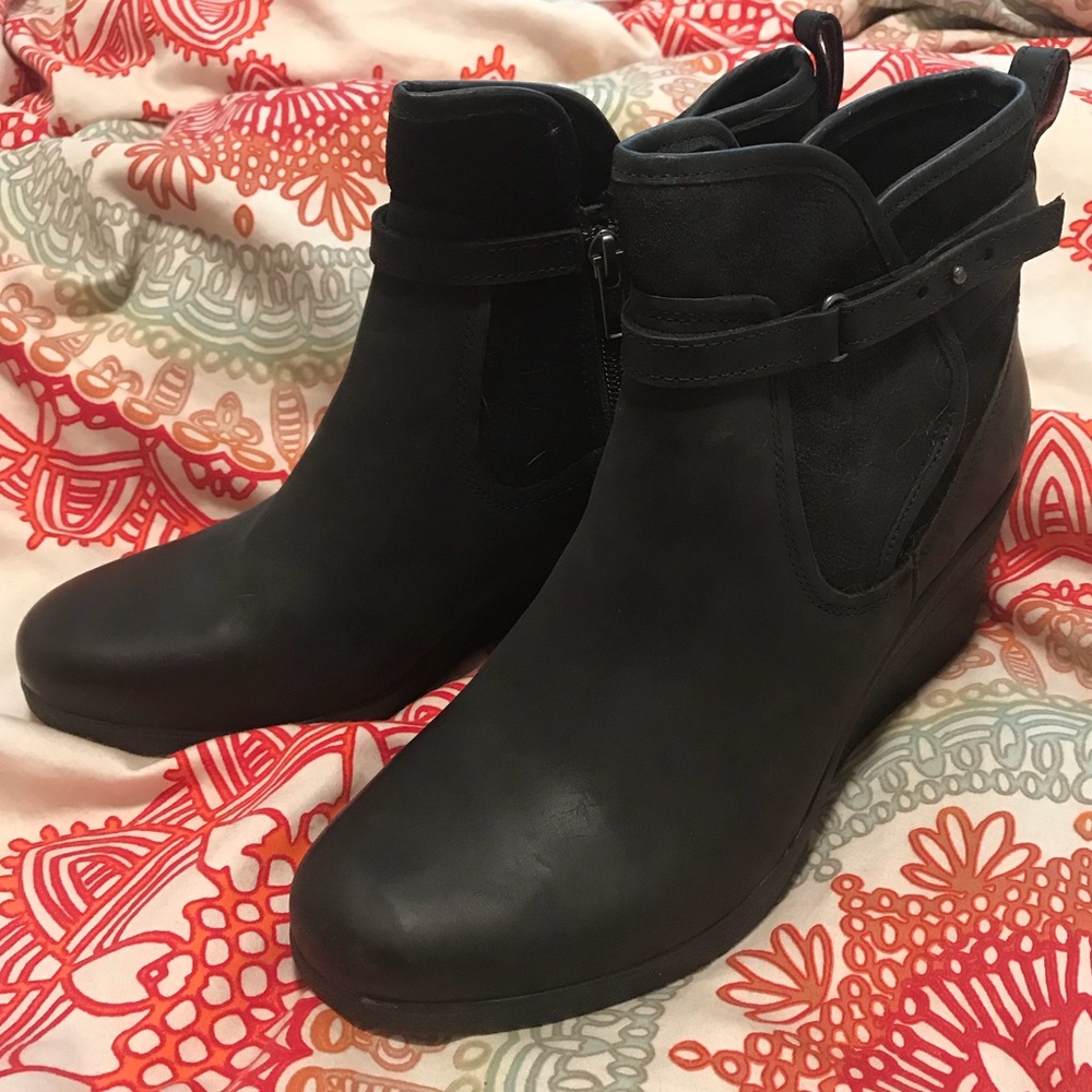 Size 10 UGG Booties